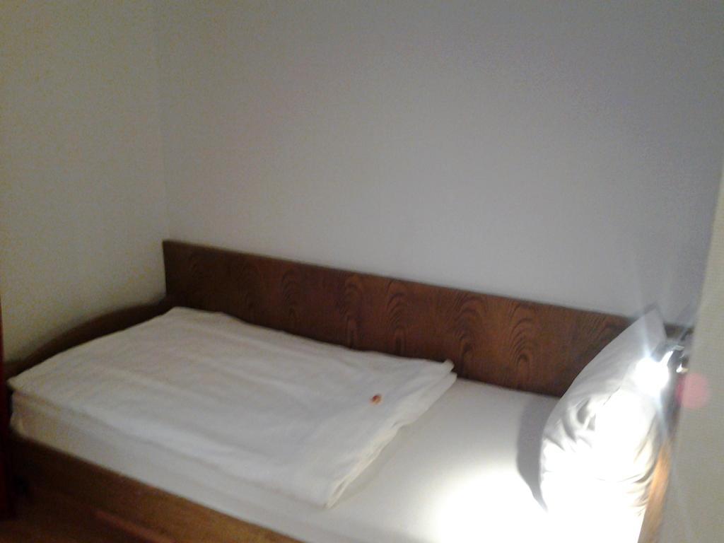 S&L Hotel Neuss Eksteriør bilde