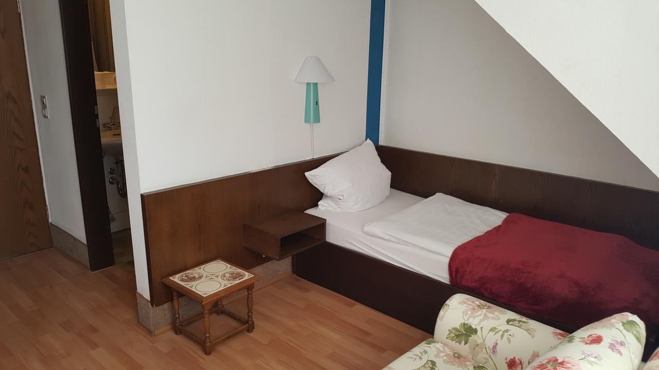 S&L Hotel Neuss Eksteriør bilde