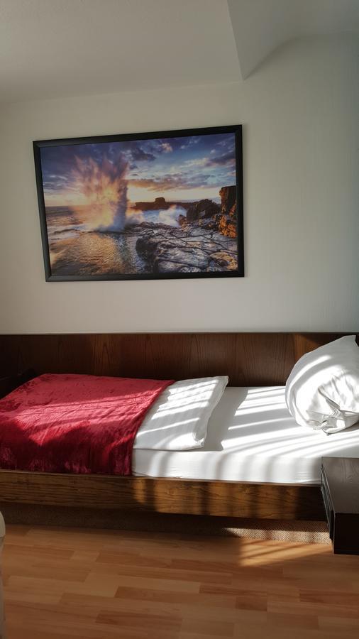 S&L Hotel Neuss Eksteriør bilde